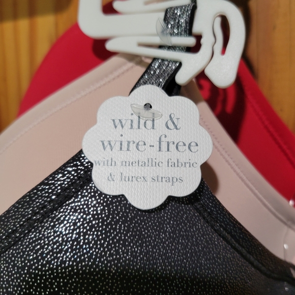 Wild Dream Wire-Free Bra Set - Black, Red, Cream - Picture 6 of 9